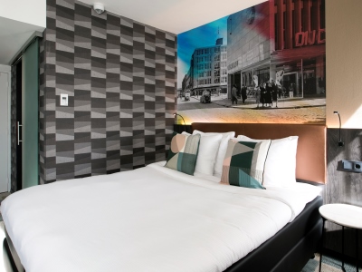 bedroom 1 - hotel savoy hotel rotterdam - rotterdam, netherlands