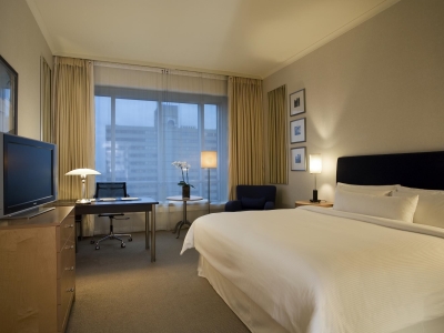 bedroom 1 - hotel rotterdam marriott - rotterdam, netherlands