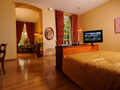 bedroom 2 - hotel grand hotel karel v - utrecht, netherlands