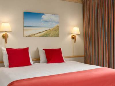 standard bedroom - hotel nh zandvoort - zandvoort, netherlands