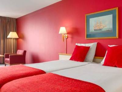 standard bedroom 2 - hotel nh zandvoort - zandvoort, netherlands