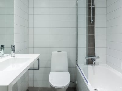 bathroom - hotel quality hotel entry - kolbotn, norway
