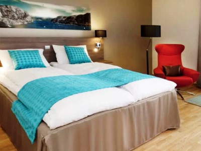 standard bedroom - hotel scandic stavanger airport - sola, norway