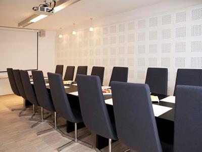 conference room - hotel quality hotel waterfront - aalesund, norway