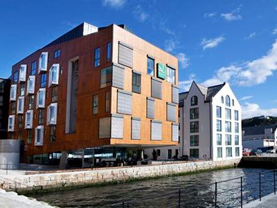 exterior view - hotel quality hotel waterfront - aalesund, norway