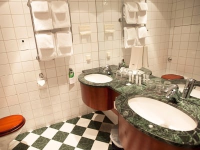 bathroom - hotel clarion hotel bergen - bergen, norway