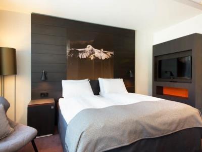 bedroom - hotel scandic ornen - bergen, norway