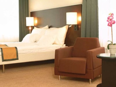 standard bedroom 1 - hotel clarion the hub - oslo, norway