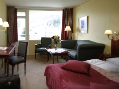 standard bedroom - hotel kviknes - balestrand, norway
