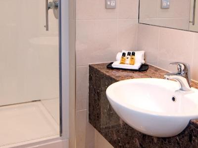 bathroom - hotel copthorne hotel greymouth - greymouth, new zealand