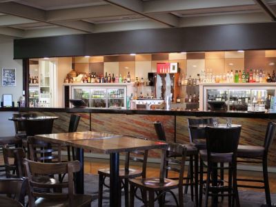 bar - hotel copthorne solway park wairarapa - masterton, new zealand