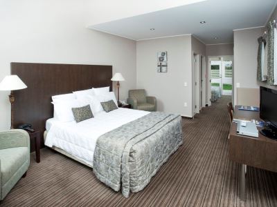junior suite - hotel copthorne solway park wairarapa - masterton, new zealand