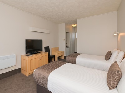 standard bedroom - hotel copthorne hotel palmerston north - palmerston north, new zealand