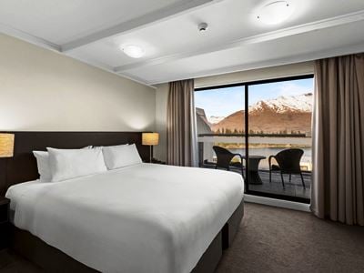 bedroom 1 - hotel copthorne hotel and apartments lakeview - queenstown, new zealand