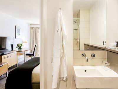 bedroom 2 - hotel novotel queenstown lakeside - queenstown, new zealand