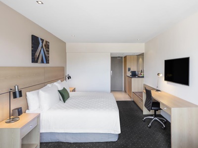bedroom 5 - hotel crowne plaza queenstown - queenstown, new zealand