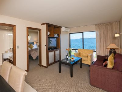 junior suite 1 - hotel millennium hotel and resort manuels - taupo, new zealand