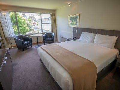 bedroom - hotel kingsgate hotel te anau - te anau, new zealand