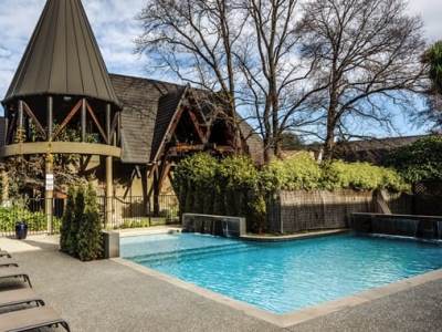 outdoor pool - hotel chateau on the park, doubletree hilton - christchurch, new zealand