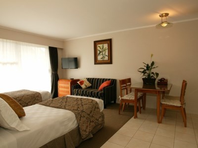 bedroom 3 - hotel best western newmarket inn and suites - auckland, new zealand