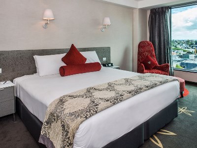 bedroom 2 - hotel skycity - auckland, new zealand