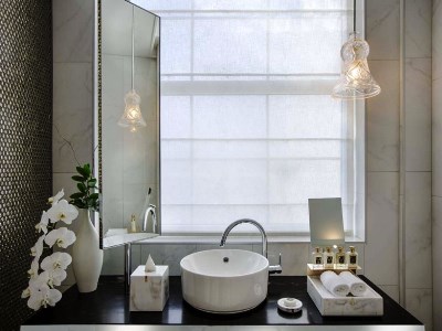 bathroom - hotel fable auckland, mgallery - auckland, new zealand