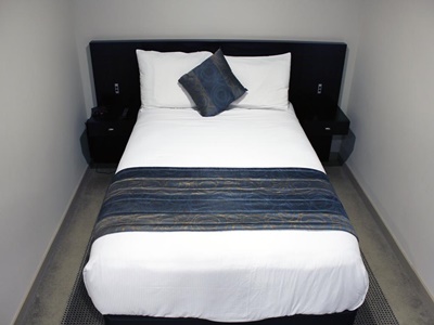 bedroom 4 - hotel copthorne hotel wellington oriental bay - wellington, new zealand