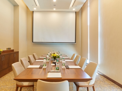 conference room - hotel millennium resort salalah - salalah, oman