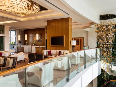 lobby - hotel crowne plaza muscat ocec - muscat, oman