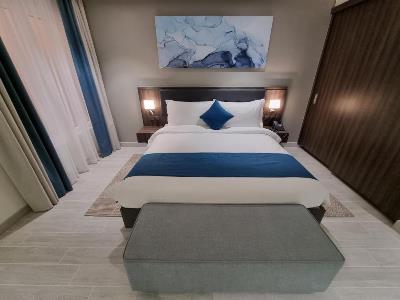 bedroom 1 - hotel citadines al ghubrah muscat - muscat, oman