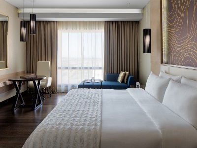 bedroom 1 - hotel hormuz grand, a radisson collection - muscat, oman
