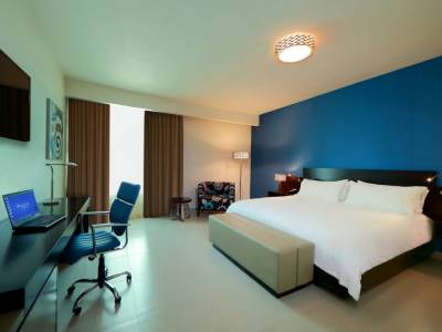 bedroom - hotel hampton by hilton panama - panama city, panama
