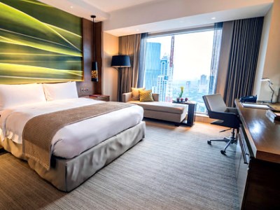 deluxe room - hotel marco polo ortigas - manila, philippines