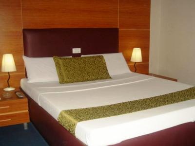 bedroom 1 - hotel eurotel pedro gil - manila, philippines