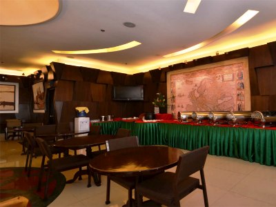 restaurant - hotel eurotel north edsa - manila, philippines