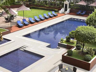 outdoor pool - hotel dusit thani manila - manila, philippines