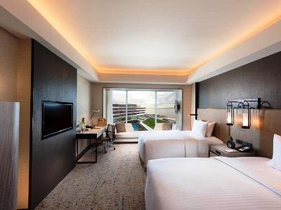 bedroom - hotel conrad - manila, philippines