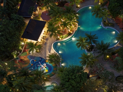 outdoor pool - hotel edsa shangri-la - manila, philippines