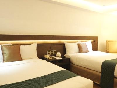 bedroom 1 - hotel century park - manila, philippines