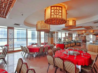 restaurant - hotel crown regency hotel and towers - cebu, philippines