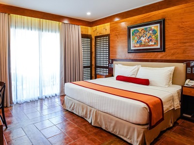bedroom 1 - hotel cebu white sands - cebu, philippines