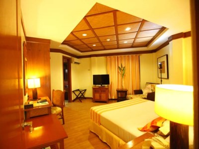 suite 2 - hotel boracay tropics resort - boracay island, philippines