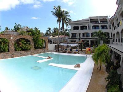 outdoor pool - hotel le soleil de boracay - boracay island, philippines