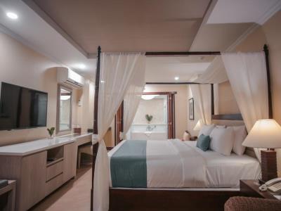 bedroom 1 - hotel boracay mandarin island - boracay island, philippines