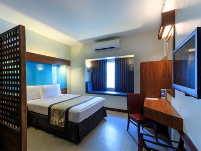 bedroom - hotel microtel by wyndham up technohub - quezon, philippines