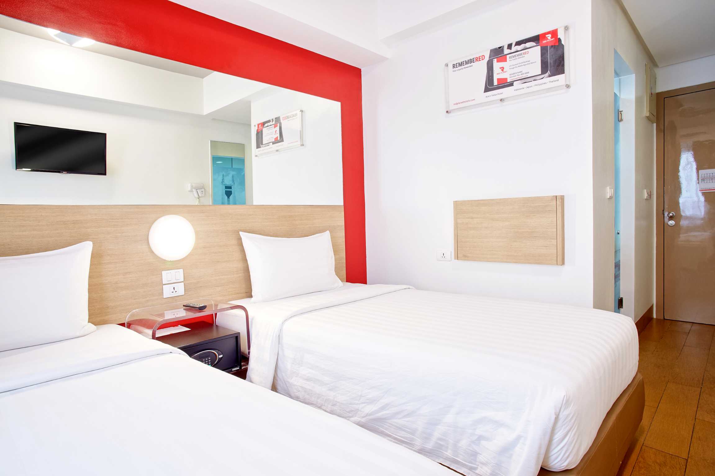 standard bedroom 2 - hotel red planet cagayan de oro - cagayan de oro, philippines