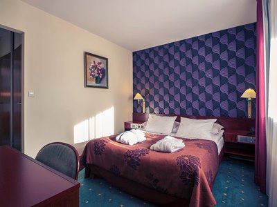 bedroom 1 - hotel mercure jelenia gora - jelenia gora, poland