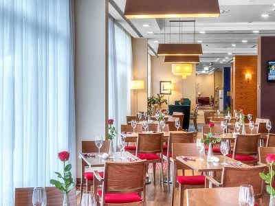 restaurant - hotel hampton by hilton swinoujscie - swinoujscie, poland