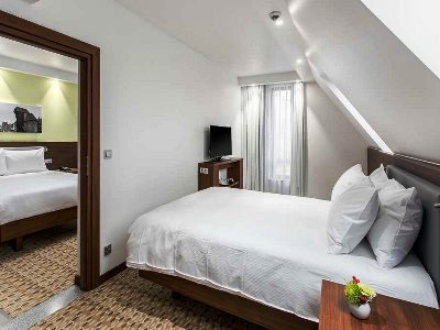bedroom - hotel hampton by hilton gdansk oliwa - gdansk, poland