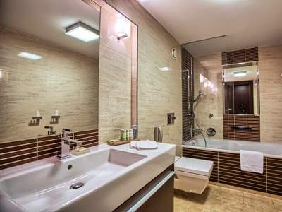 bathroom - hotel radisson blu gdansk - gdansk, poland